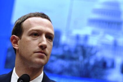 Zuckerberg Changes Speech Policy on Russia After Facebook Blocked
