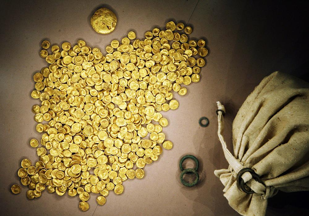 Thieves Make Off With US$1.65 Million in Celtic Gold Coins