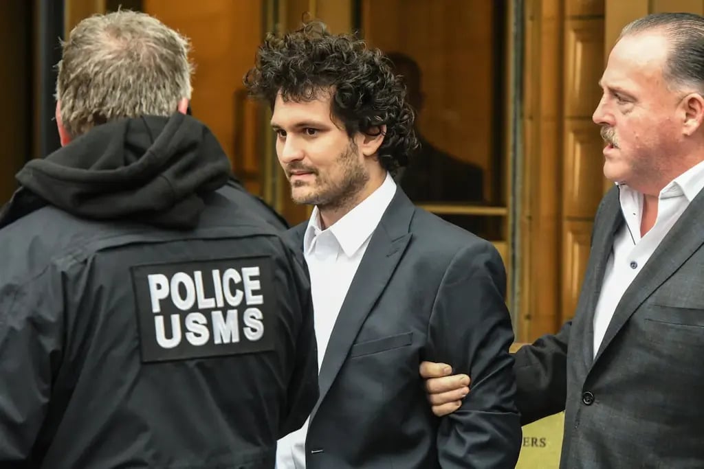 FTX Crypto Fraudster Bankman-Fried Freed on US$250 Million Bail Bond FTX Crypto Fraudster Bankman-Fried Freed on US$250 Million Bail Bond