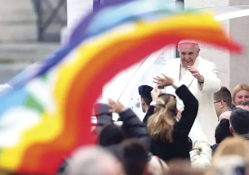 Pope Francis Clarifies his Remarks on Homosexuality and Sin