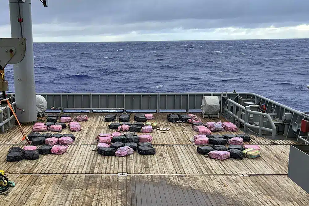 New Zealand Police Find 3.5 Tons Of Cocaine In Pacific Ocean new zealand