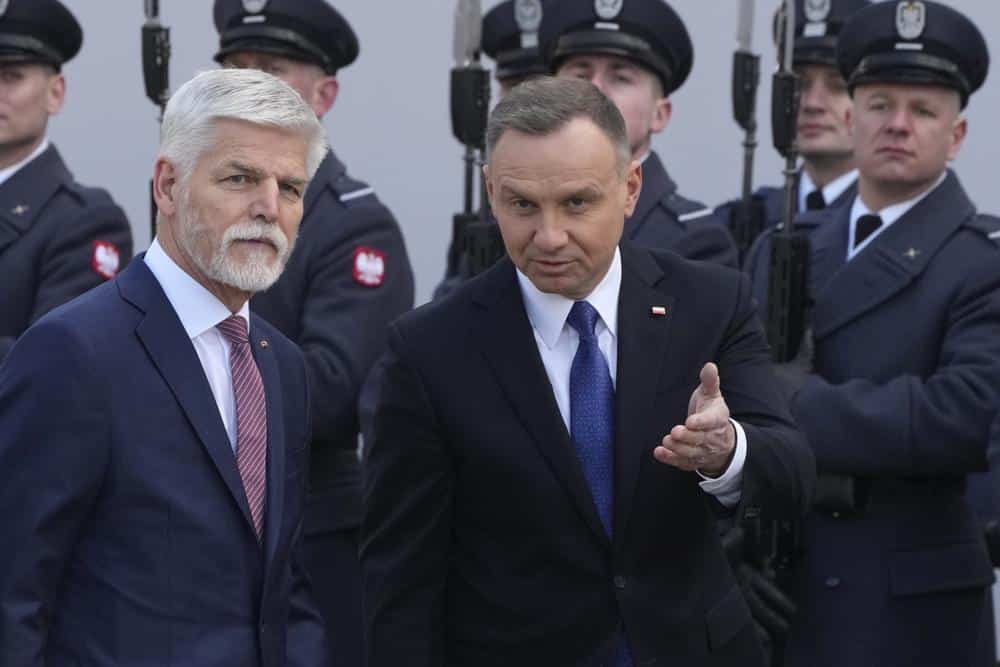 Poland To Be 1st NATO Member To Give Ukraine Fighter Jets poland