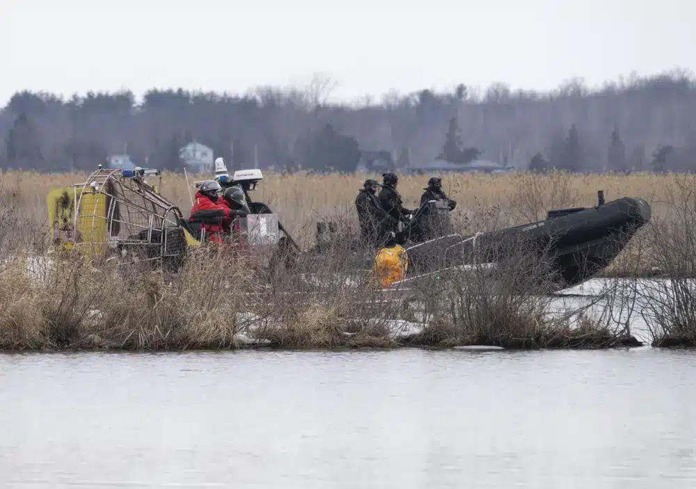 Eight Migrants Die, Including 2 Children Trying to Cross Canada,US Border