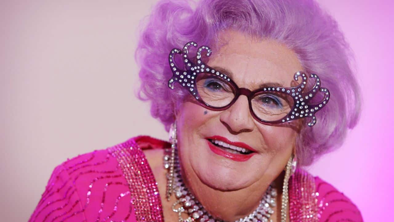 Dame Edna Creator Barry Humphries Dies In Sydney At 89 humphries