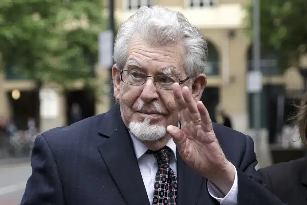 Disgraced Children's TV Entertainer Rolf Harris Dies At 93 rolf