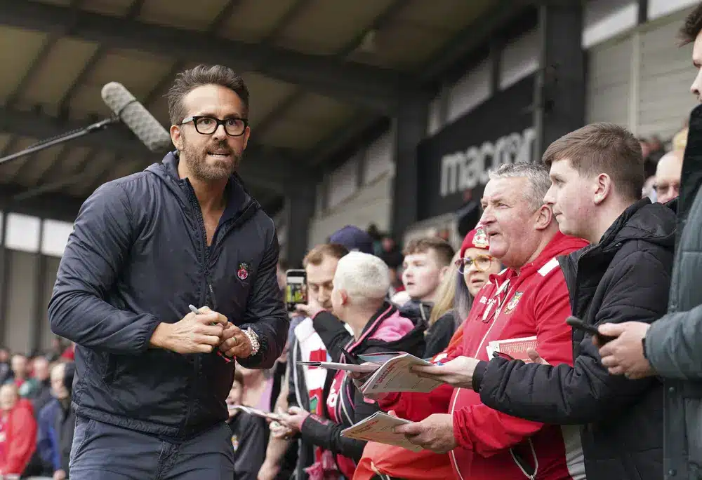 Why Ryan Reynolds, Snoop Dogg, Other Celebrities Want To Buy The Ottawa Senators senators