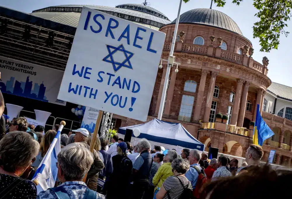 Jewish Groups And City Officials Protest Against Roger Waters Concert In Frankfurt jewish