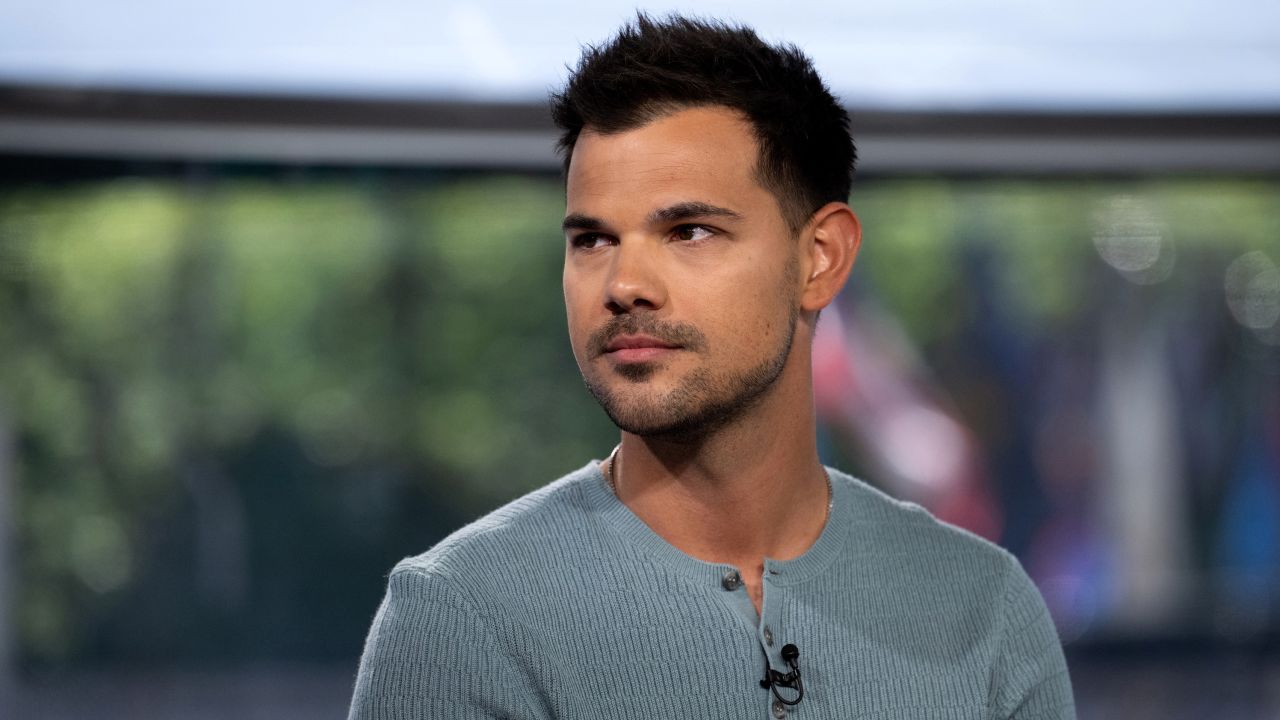 2023: Taylor Lautner Calls Out Hateful Comments Saying He "Did Not Age Well" taylor
