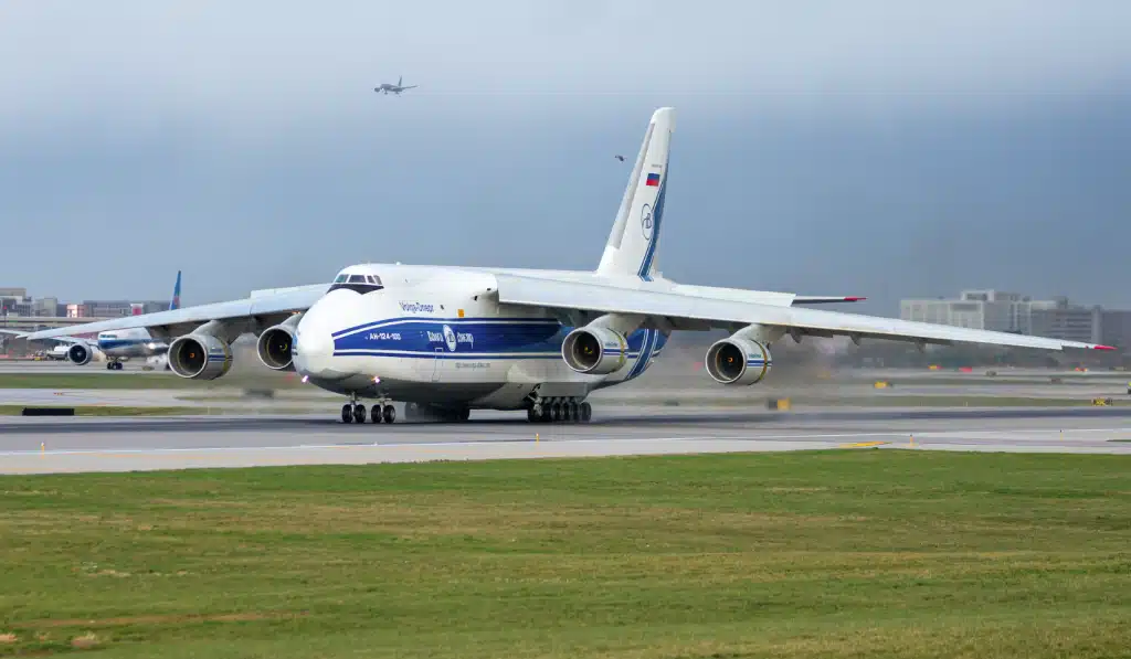 Canada Officially seizes Russian Antonov An-124-100 Aircraft