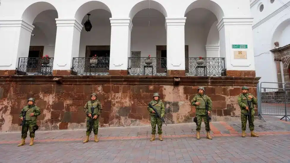 Ecuador's President Faces Gang Threats Despite taking on the Army
