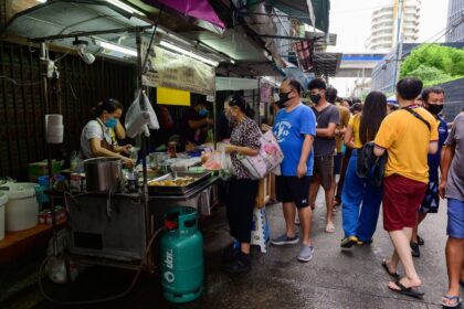 Bangkok Struggles With Street Food Stalls Clogging Sidewalks