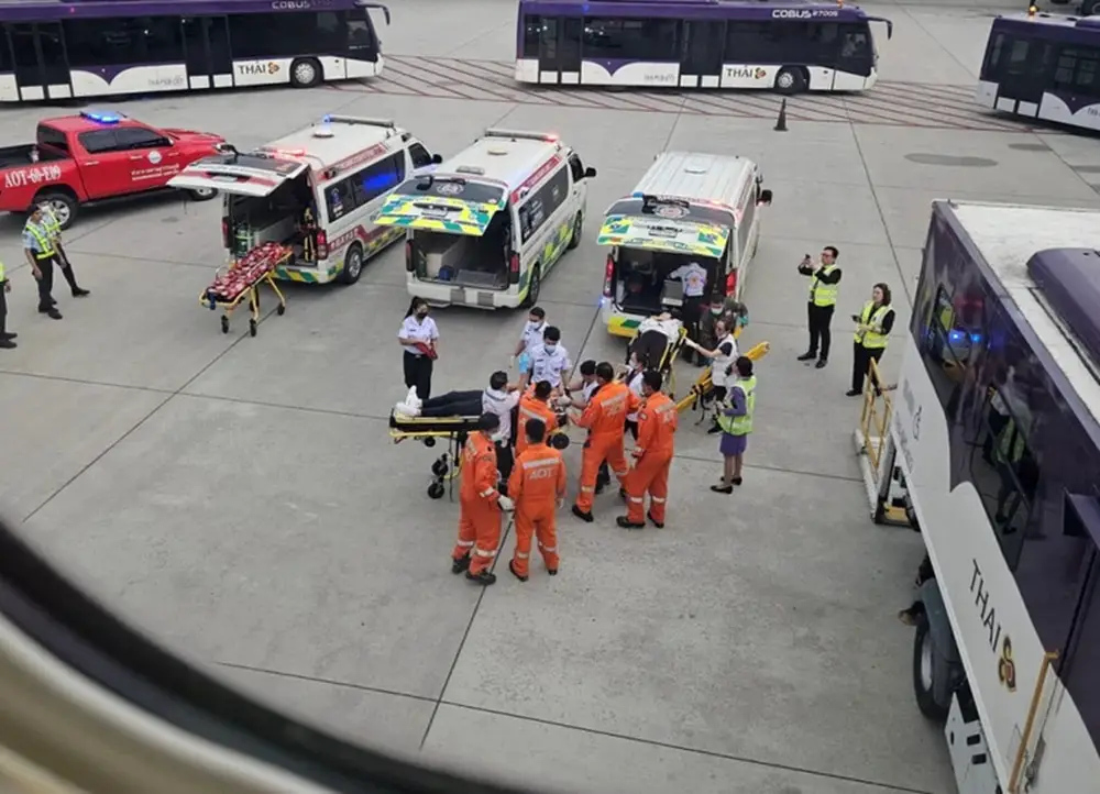Singapore Airlines Flight Suffers Severe Turbulence That Kills 1 Passenger