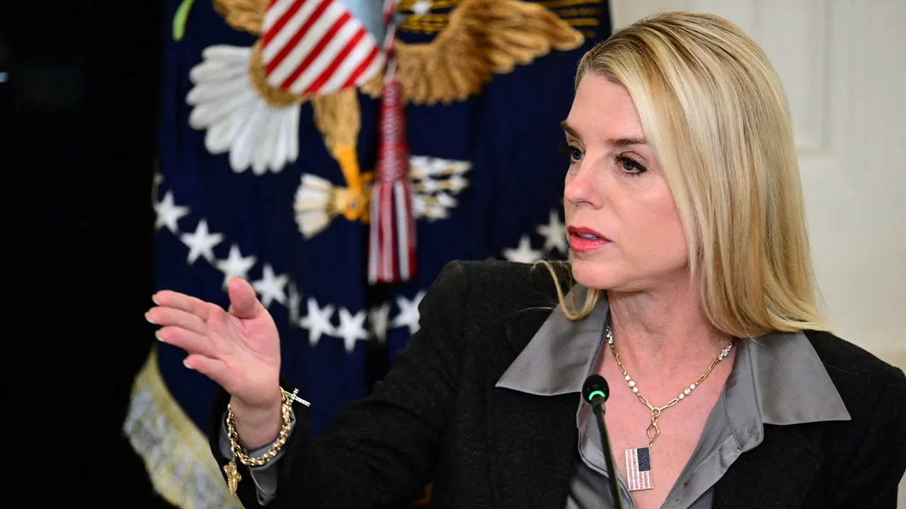 Pam Bondi Subpoenas Minnesota Lawmakers