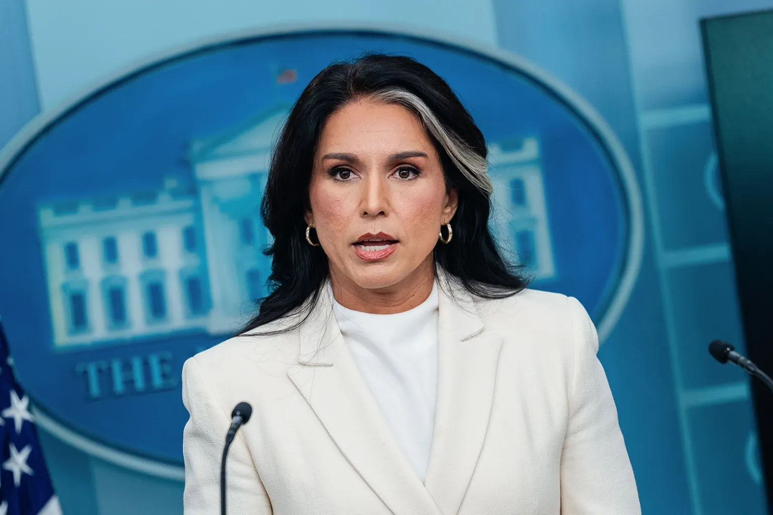 Tulsi Gabbard Reveal Massive Global Biolab Network Linked to U.S. Funding