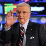 Canada, Former CTV National News Anchor Lloyd Robertson Dead at 92