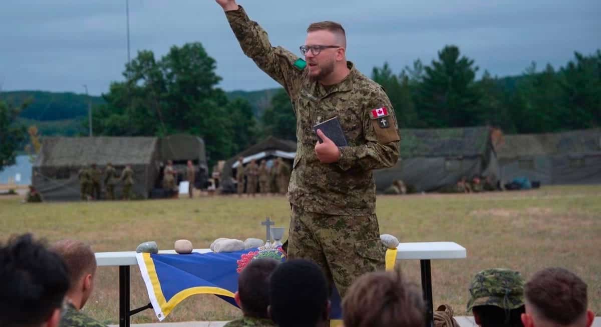 Canada's Military Bans Prayers